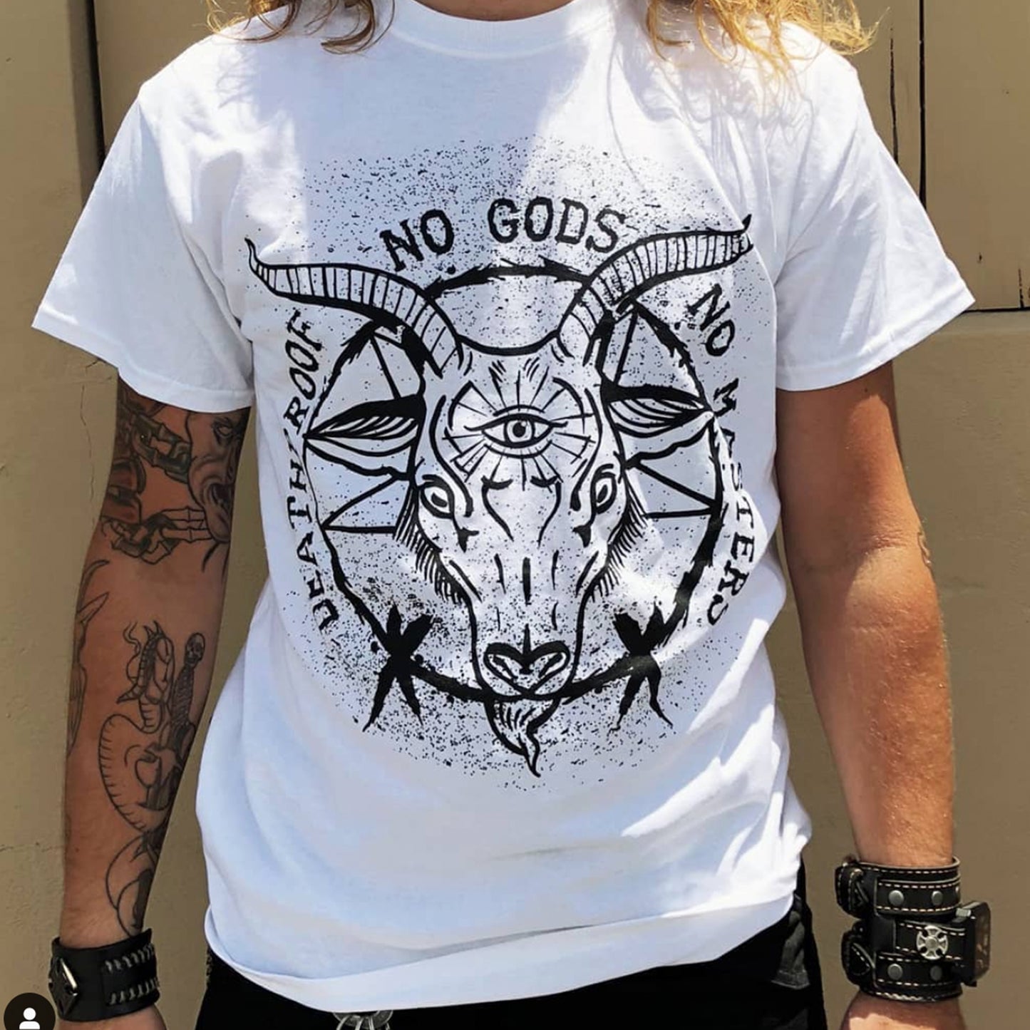 No Gods No Masters / T-Shirt